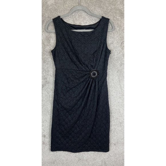 Tiana B. Dresses & Skirts - Tiana B Dress Womens 10 Black Lace Sleeveless Lined Knee Length Stretch- 8432